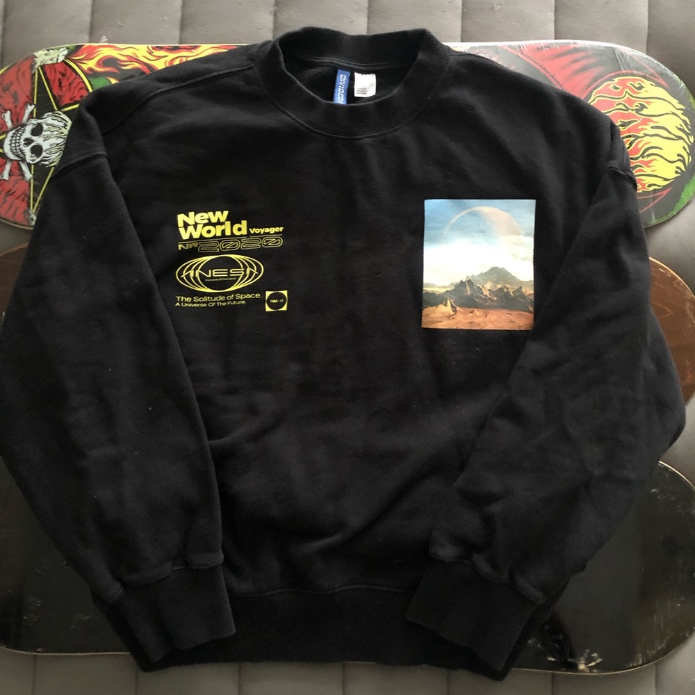 H&M Black Crewneck